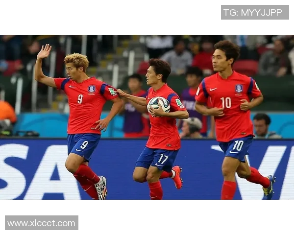 伊朗足球与澳大利亚队激战正酣谁将赢得这场精彩对决 伊朗足球与澳大利亚队激战正酣谁将赢得这场精彩对决