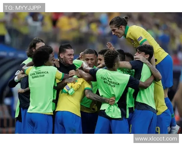 巴西与秘鲁下半场精彩对决分析与战术探讨