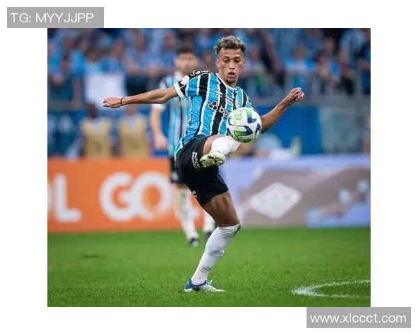 格雷米奥迎战卡利争夺南美洲足球赛季重要胜利